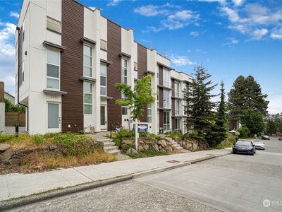 2310 W Emerson Street, Seattle, WA, 98199