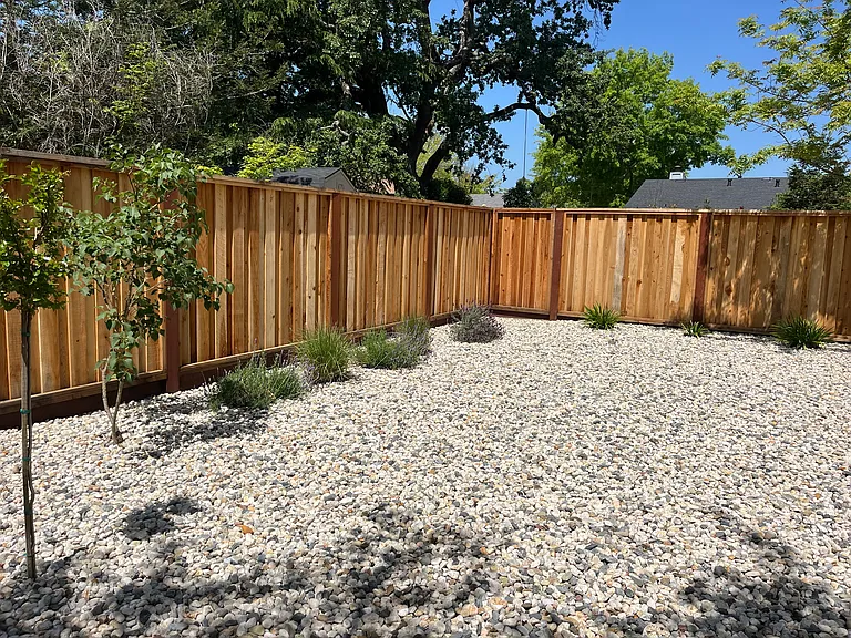 760 Bowen Ct — Photo 24