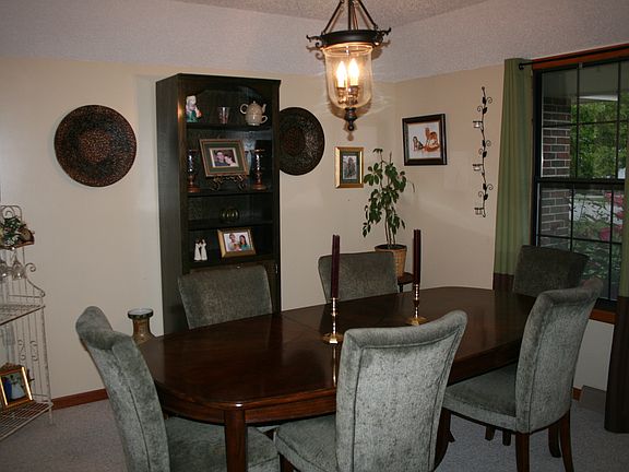 Formal Dining