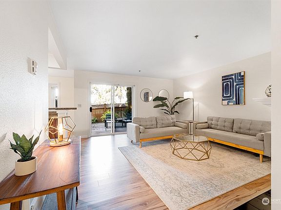3rd image of 8805 166th Avenue NE #B03