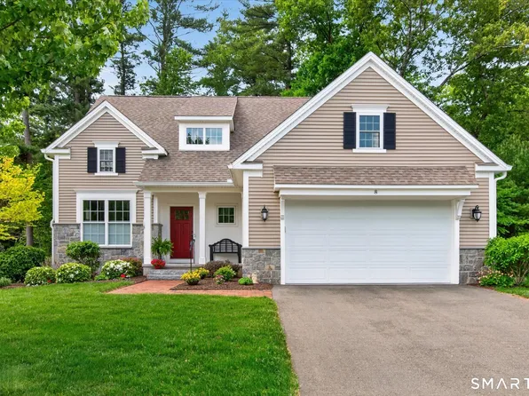 8 Carson Way, Simsbury, CT 06070