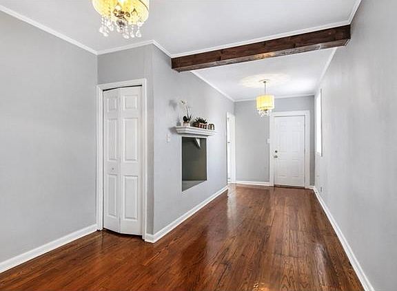 4th image of 627 Milan St