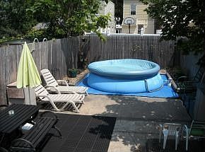 5th image of 1405 E 54th St