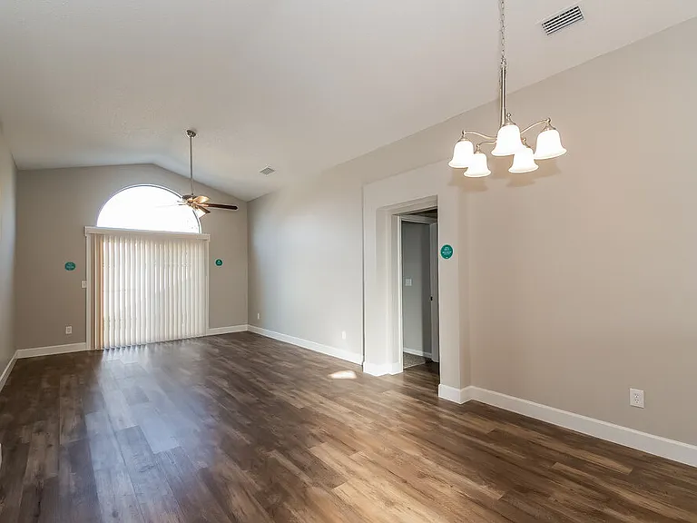 1544 Slash Pine Ct — Photo 4