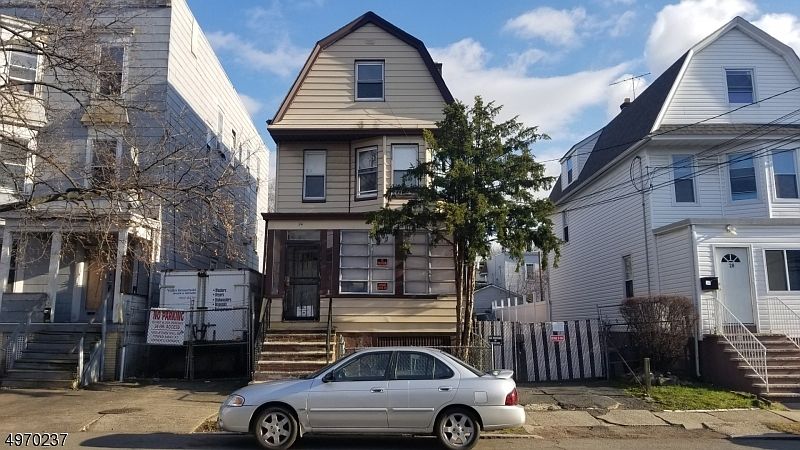 2nd image of 24 Augusta St