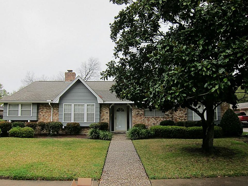1st image of 3907 Ecuador Dr