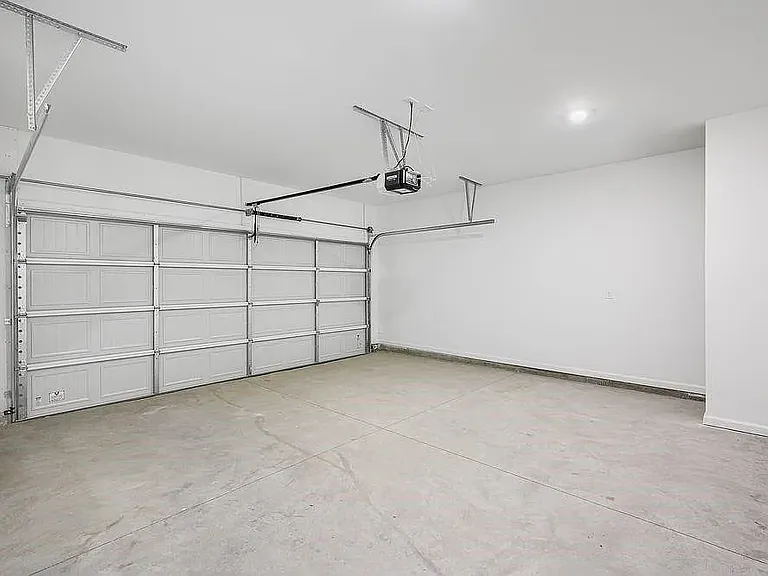 6133 Wayburn St — Photo 38