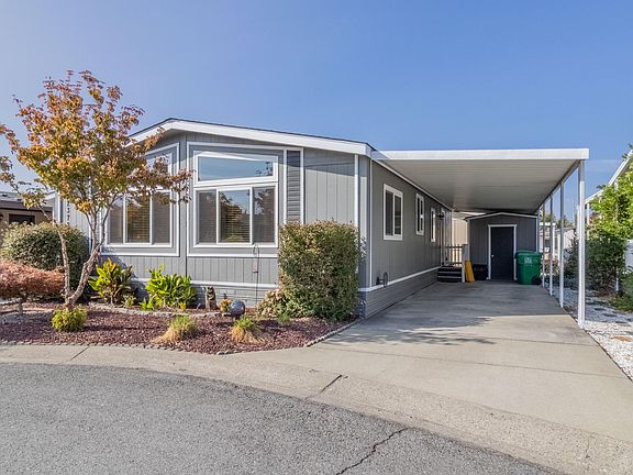 4th image of 2372 Sequoia Ct