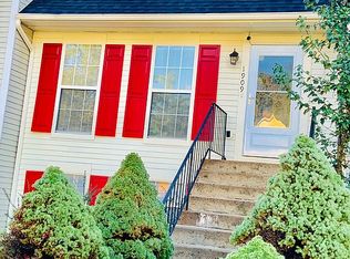 1909 Inglebrook Dr, Woodbridge, VA 22192