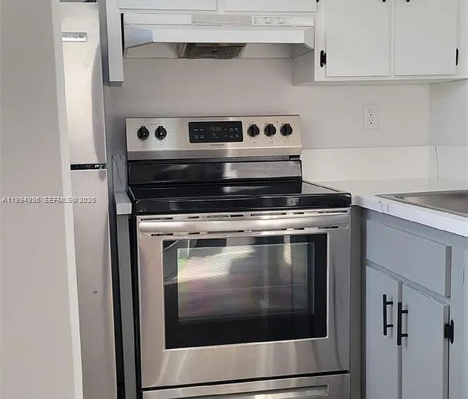 6850 NW 173rd Dr #106 — Photo 3