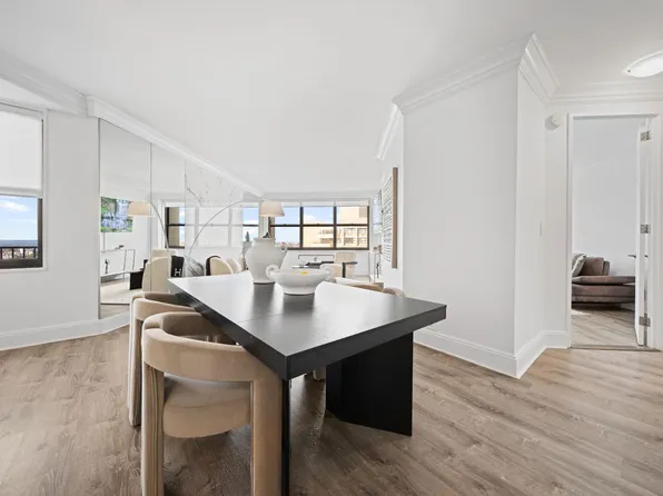 7002 Blvd East image 2 of 43