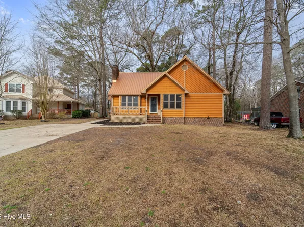 406 S Brookside Ct, Jacksonville, NC 28540