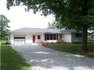 1851 N Beechbrook Dr, Shelbyville, IN 46176