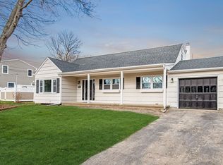 24 Cadillac Dr, Toms River, NJ