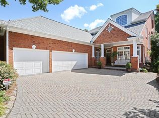 1086 Arbor Trce, Atlanta, GA 30319