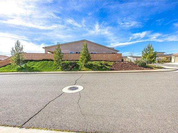 5th image of 1685 Spring Run Ln