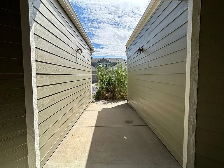 4409 S Jebel Ln — Photo 31