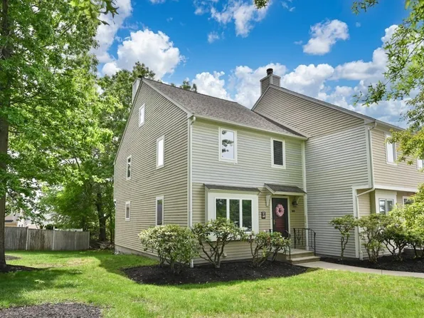 1601 Lewis O Gray Dr Unit 1601, Saugus, MA 01906