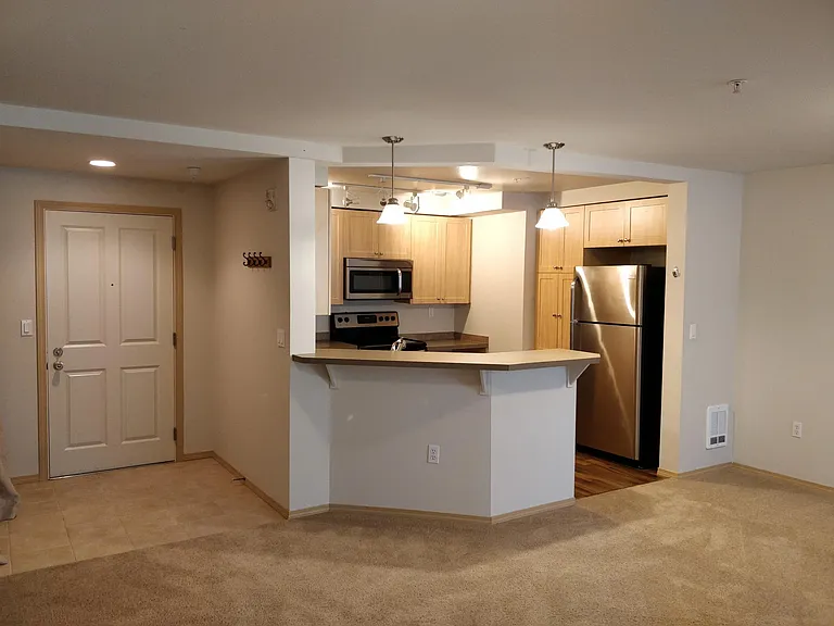 10931 124th Ave NE #103 — Photo 3