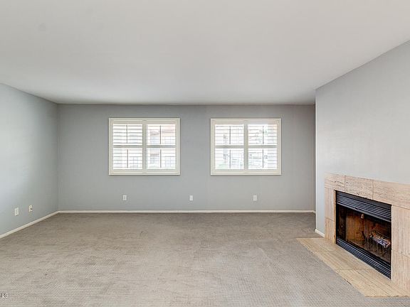 2nd image of 423 E Ironwood Dr