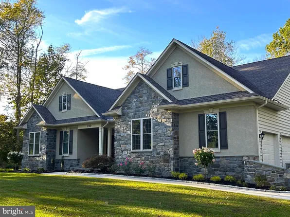 230 Heritage Rd, Sewell, NJ 08080