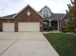 5 Blue Springs Ct, Glen Carbon, IL 62034