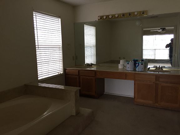 2nd image of 326 Burkwood Ln