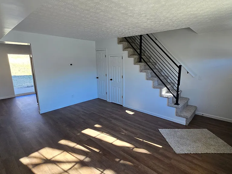 454 N Central Ave #1 — Photo 6