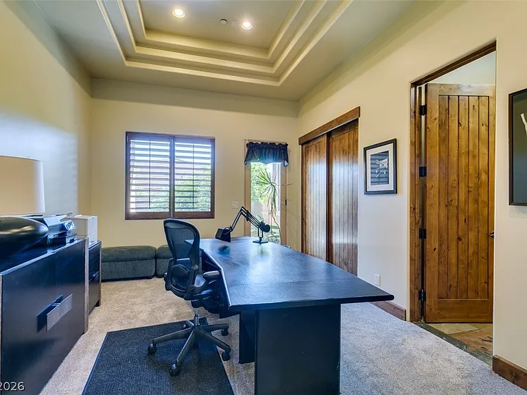 549 Regents Gate Dr — Photo 36