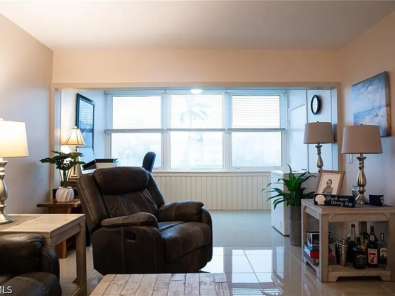 1724 Pine Valley Dr #204 — Photo 14