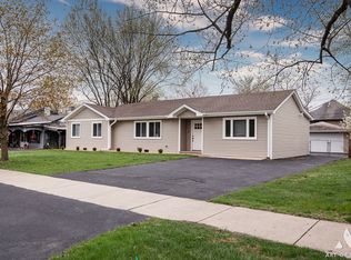 8038 Lotus Ave, Burbank, IL