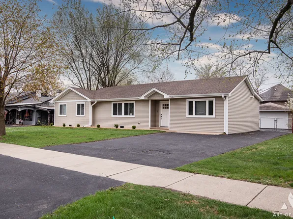 8038 Lotus Ave, Burbank, IL 60459