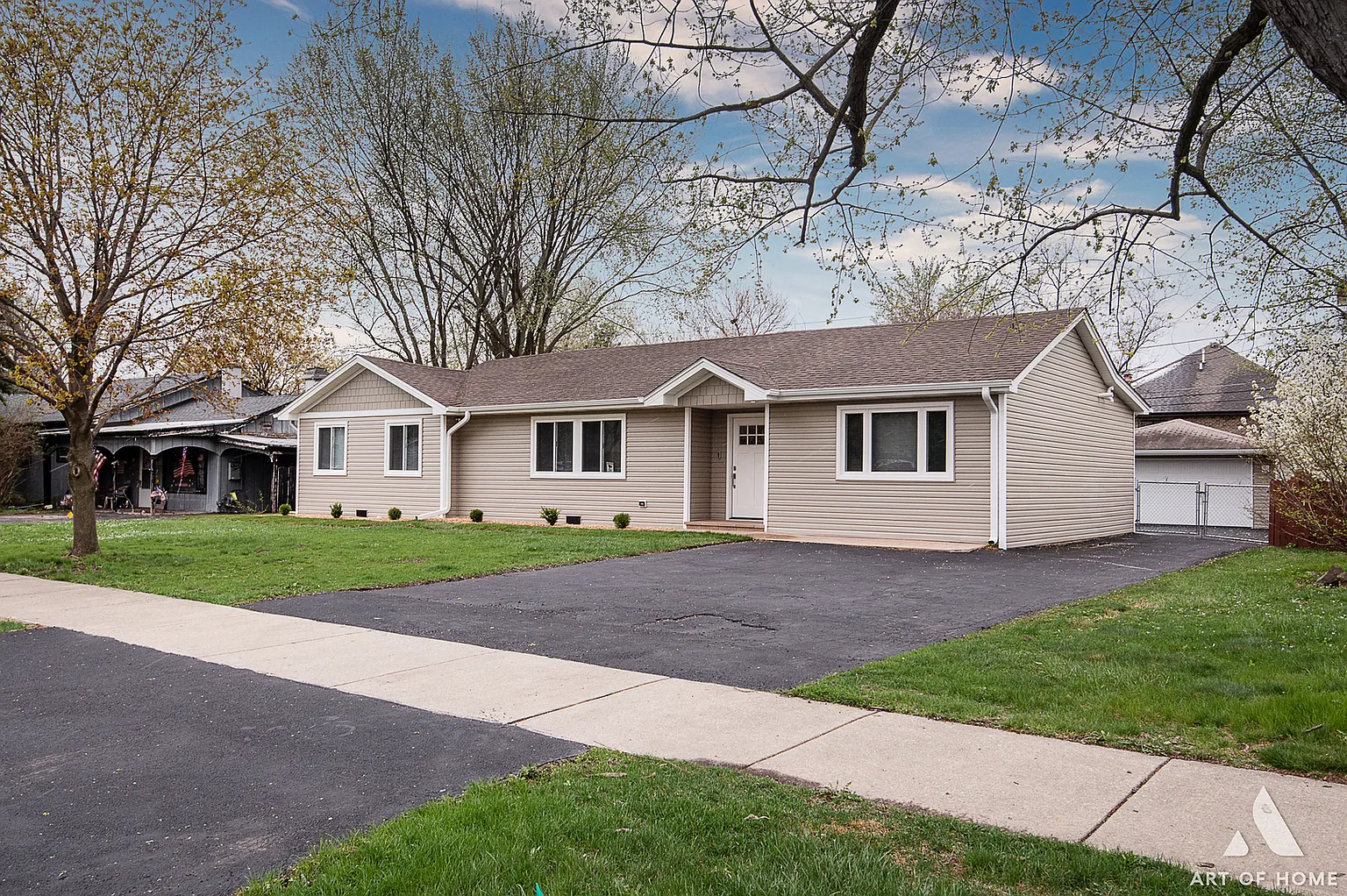 8038 Lotus Ave photo 1