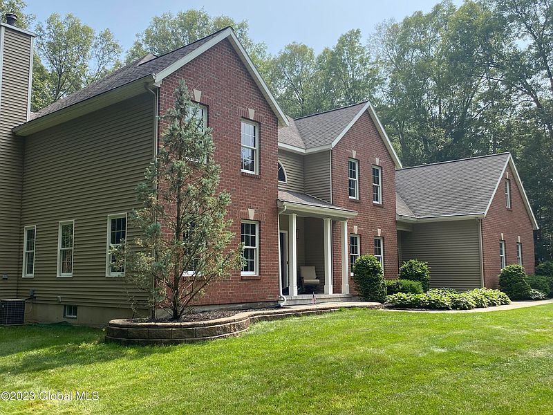 4th image of 622 Grooms Rd