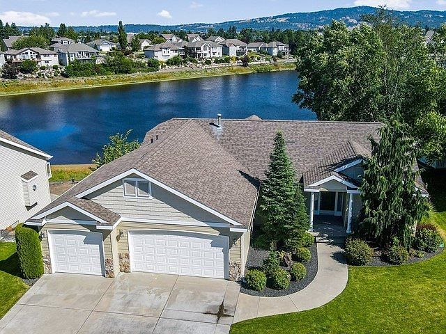1st image of 841 Shelley Lake Ln