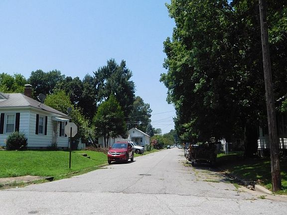 5th image of 1616 S Fares Ave