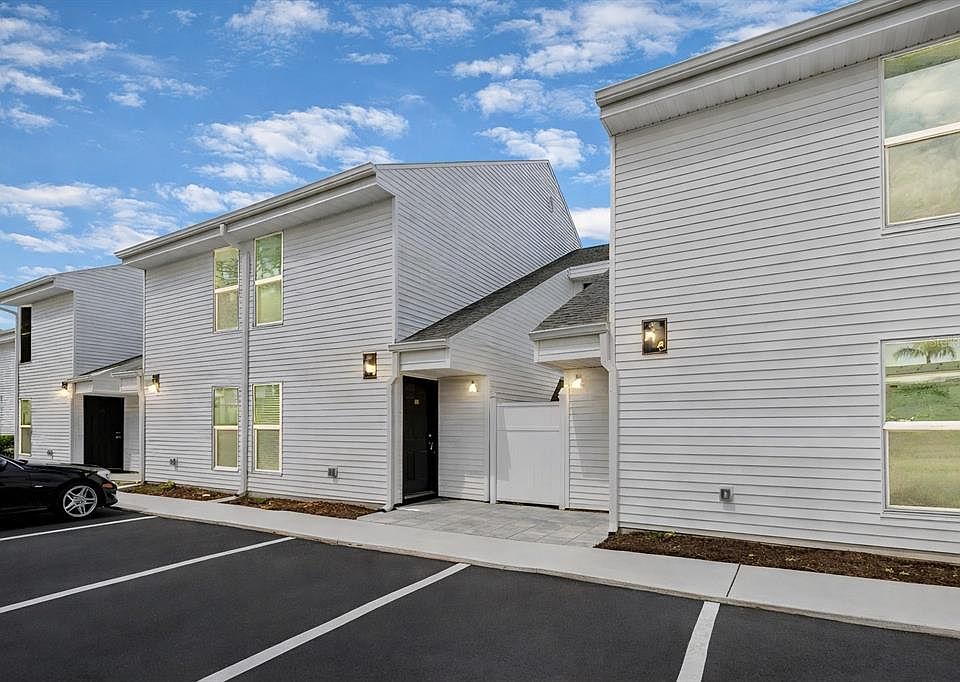 1st image of 718 Haven Pl
