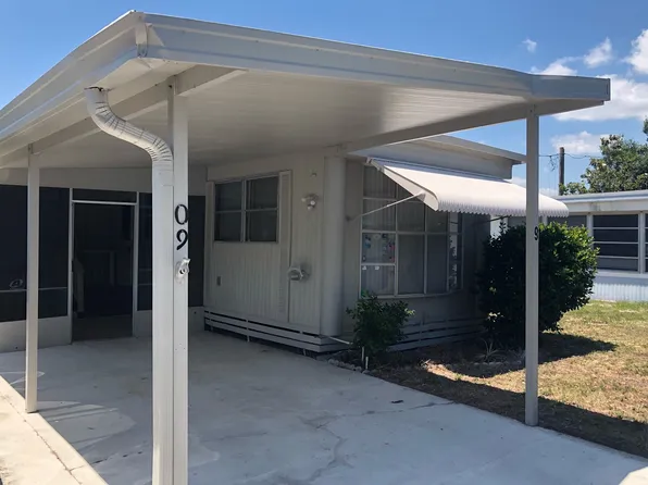 9 Ann Way W, Winter Haven, FL 33880