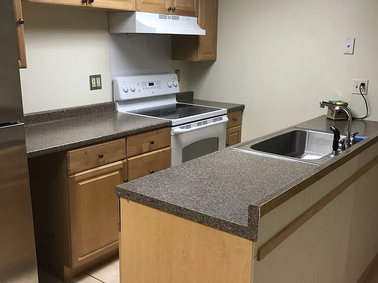 2591 Garnet Dr — Photo 6