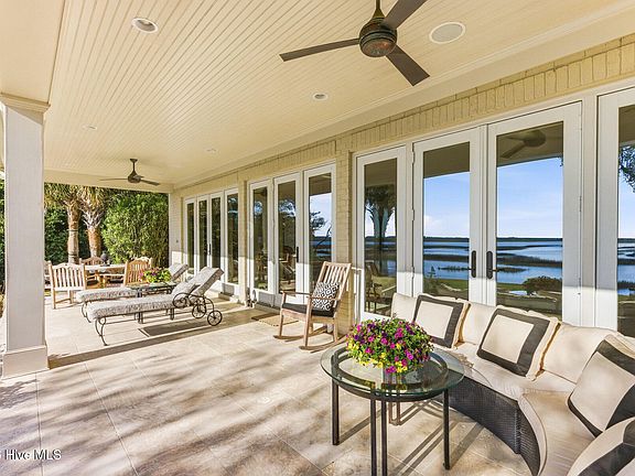 4th image of 2352 Ocean Point Drive