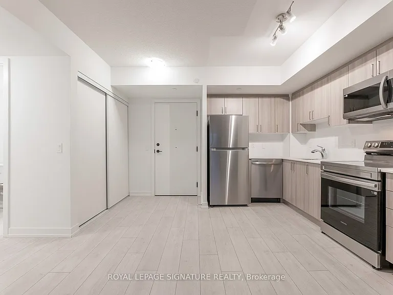 556 Marlee Ave #331 — Photo 6