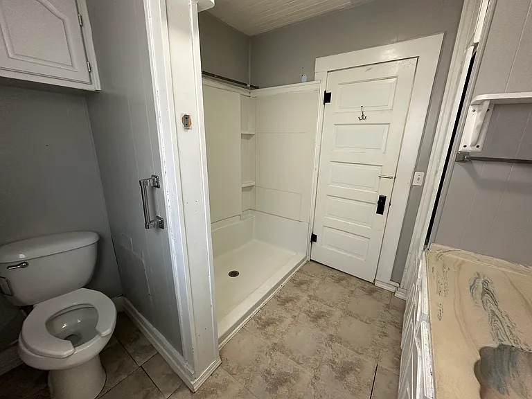 521 Beard Ave — Photo 8