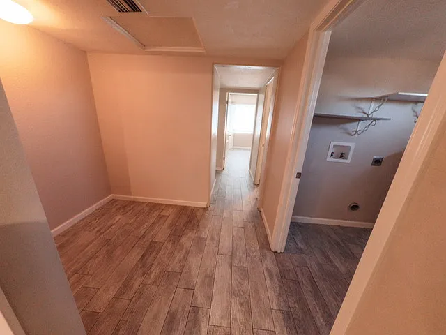 756 E University Dr — Photo 3