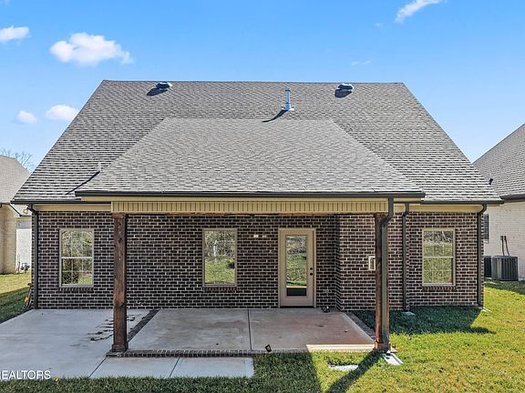 4th image of 1125 Chardonnay Ln