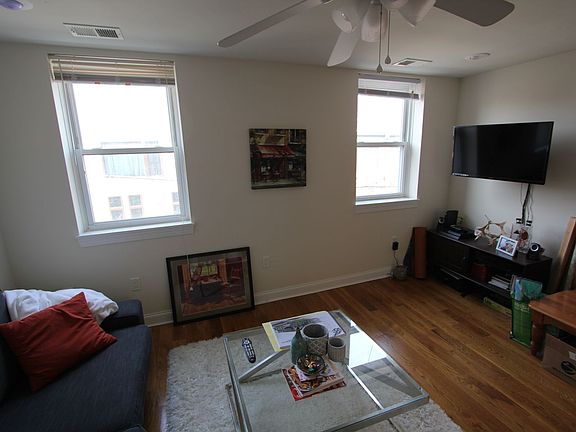 5th image of 1620 Fitzwater St #3RDFL