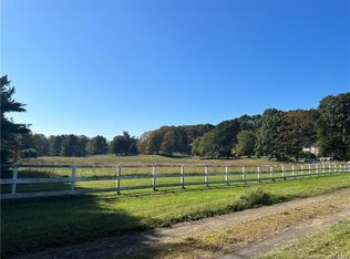 210 River Rd #A, Madison, CT 06443