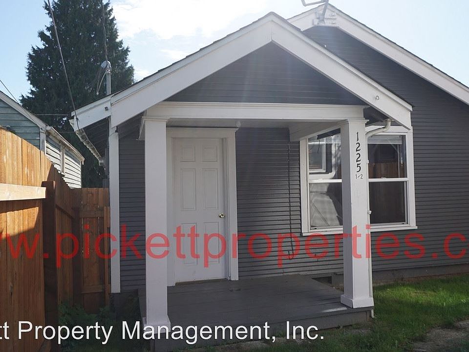 1st image of 1225 1/2 5th St