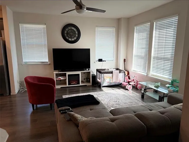 2001 Juniper Pass Way — Photo 7