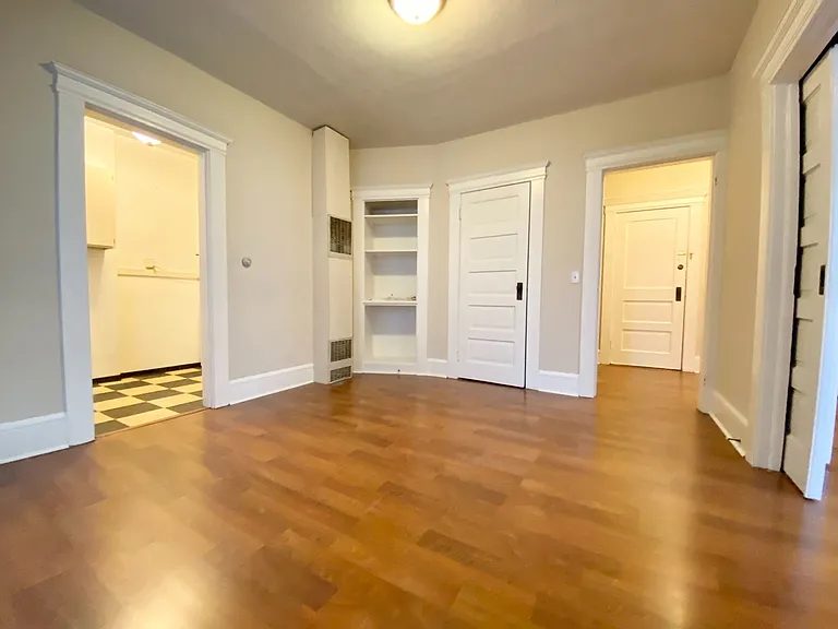 1511 Boylston Ave — Photo 10