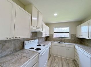 10355 Cedarlane Dr, Baton Rouge, LA 70816